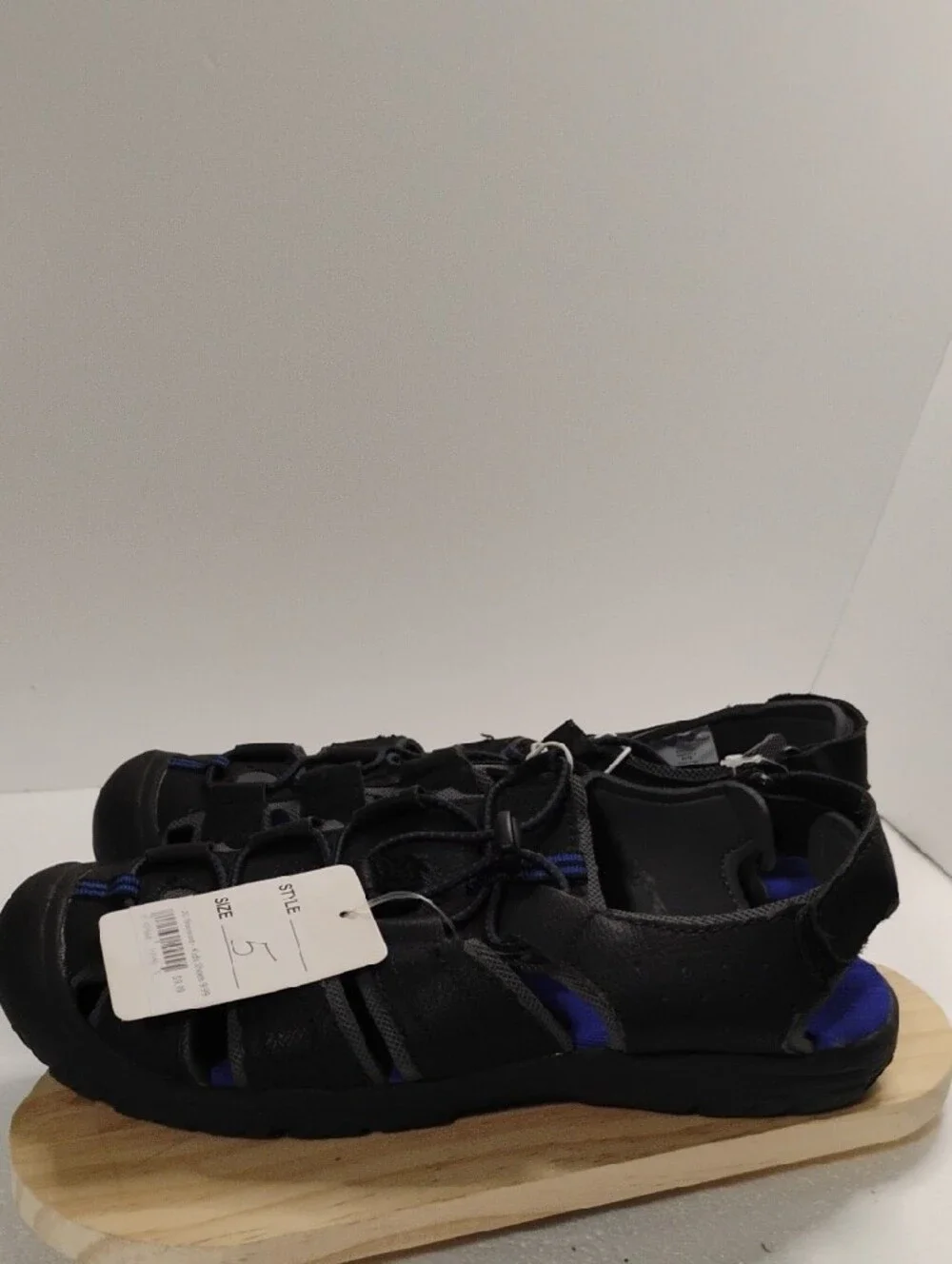 Cherokee Black and Blue Closed-Toe Kids Sandals